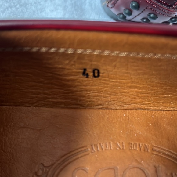 TOD’S Made in Italy, Size 40, Size 9.5, Ruby Red loafers - Picture 10 of 13